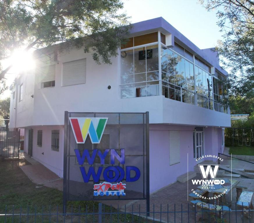 Wynwood Extreme Hostel