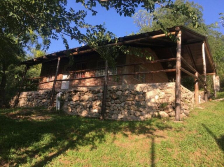 Cabañas en Carlos Paz cerca del río